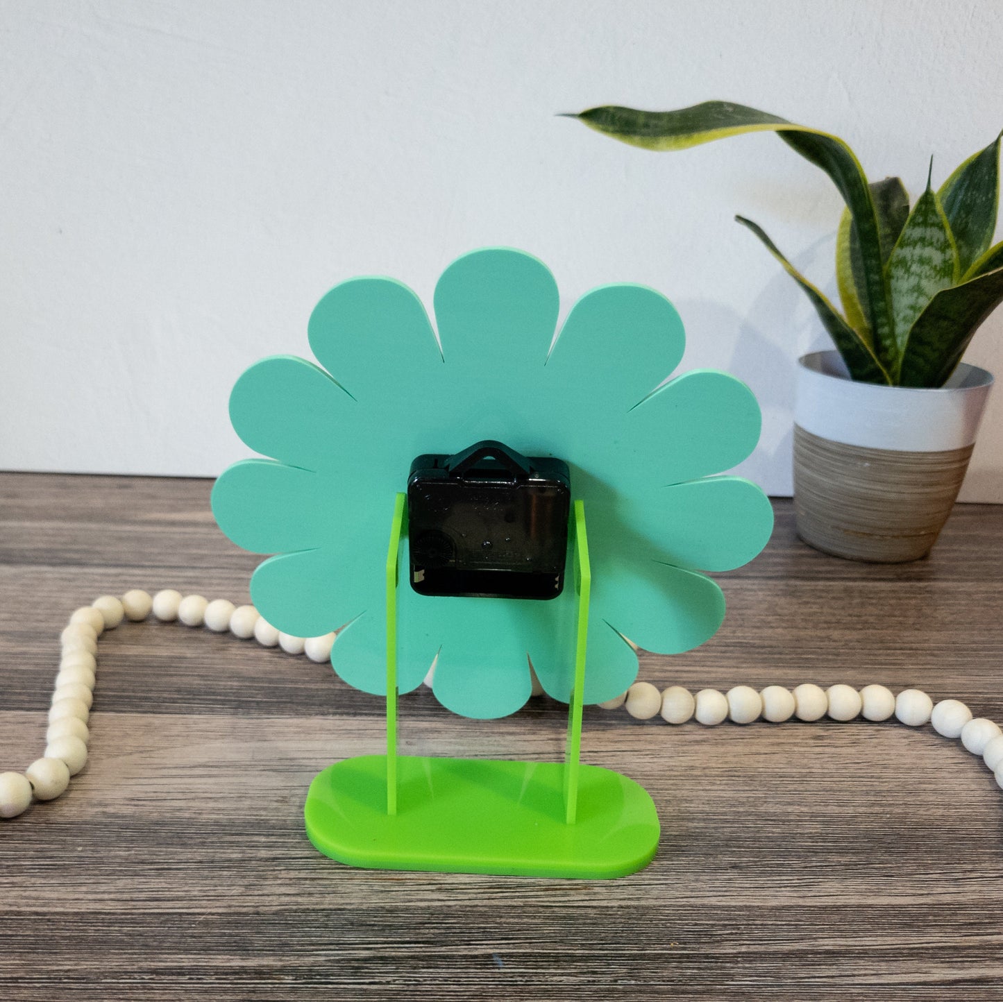 Turquoise Daisy Desk Clock