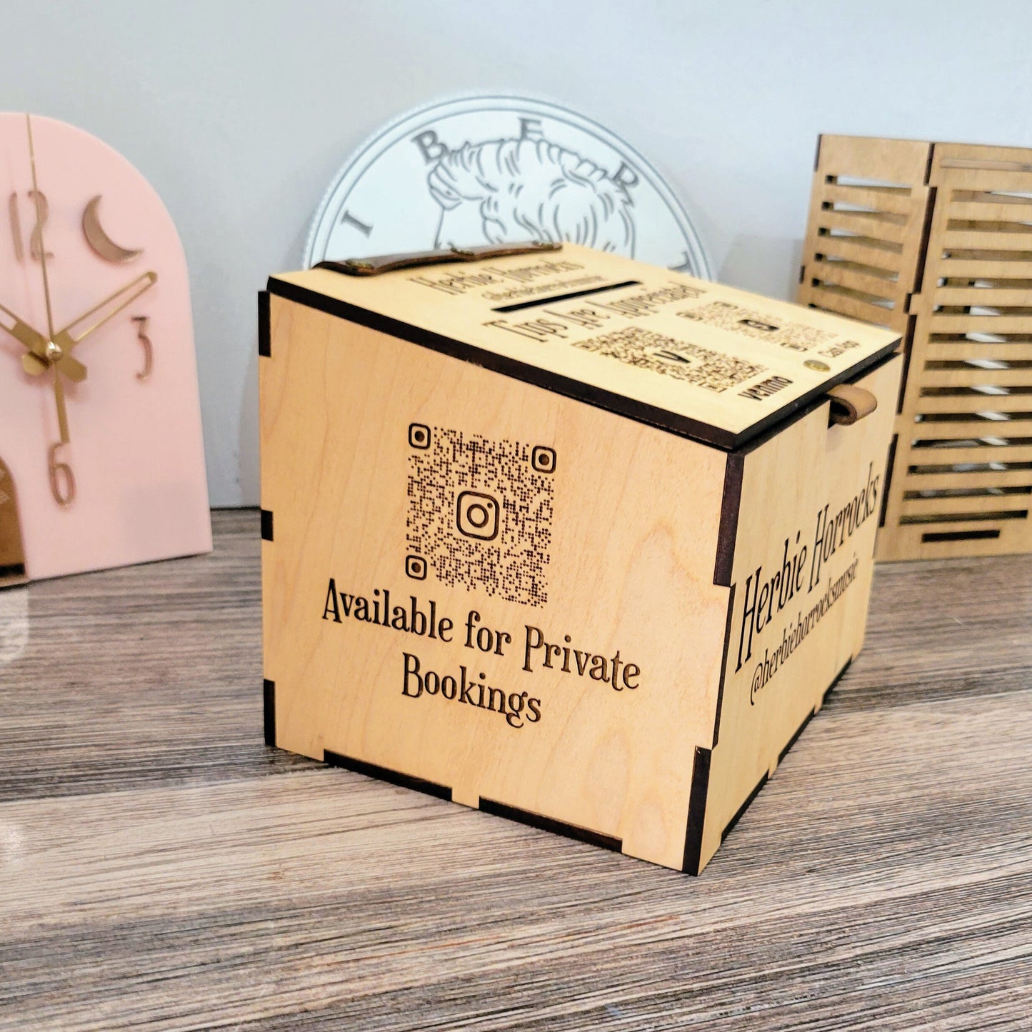 QR Code Tip Box