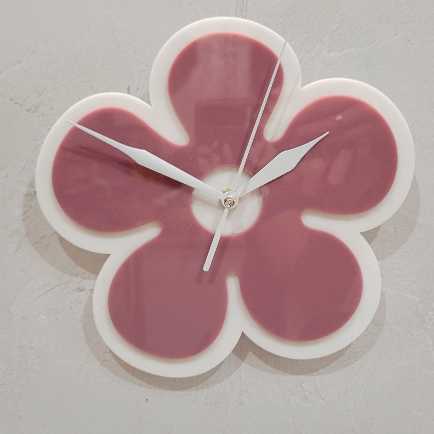 Mauve Mini Daisy Wall Clock