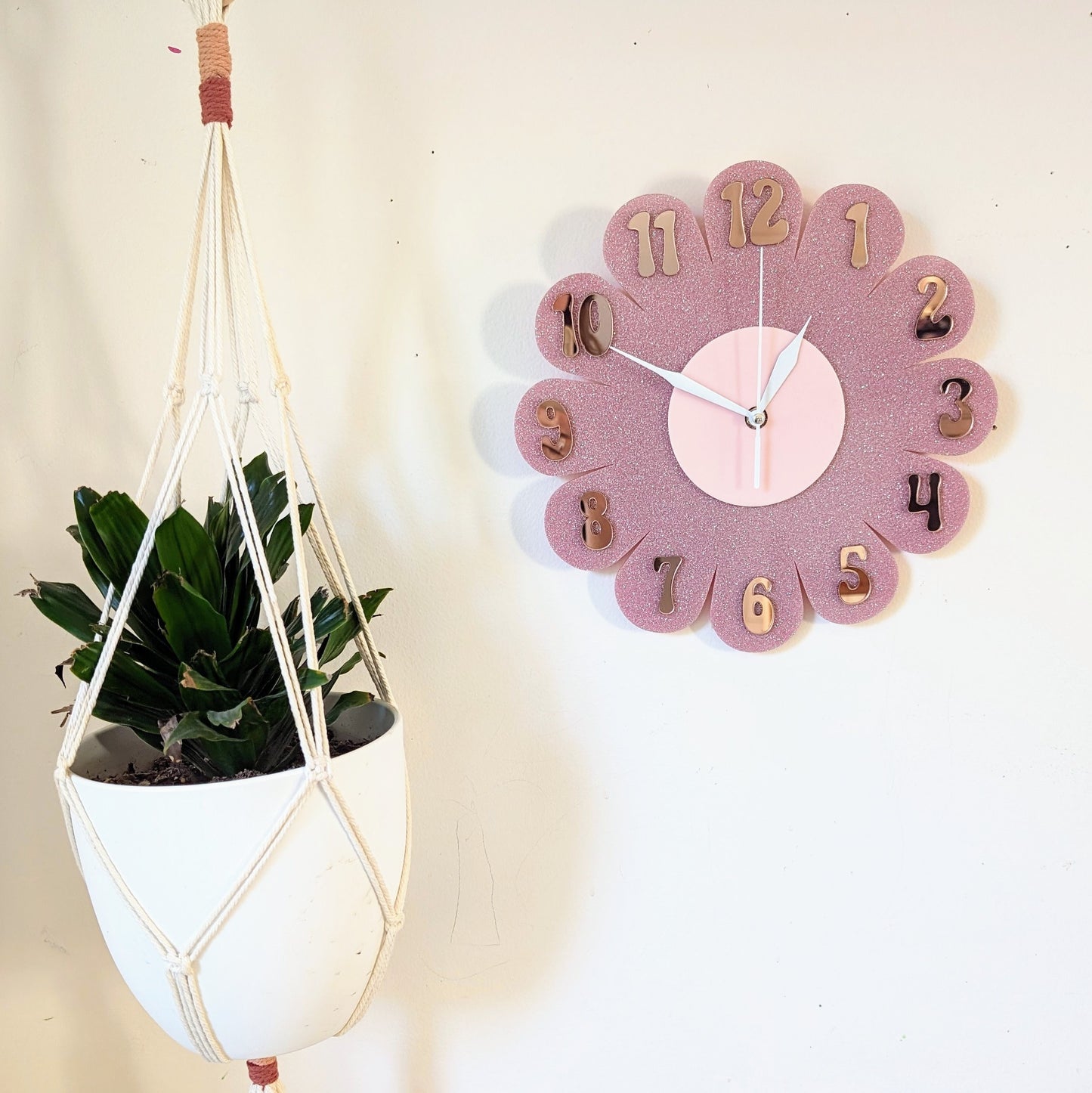 Blush Glitter Daisy Wall Clock
