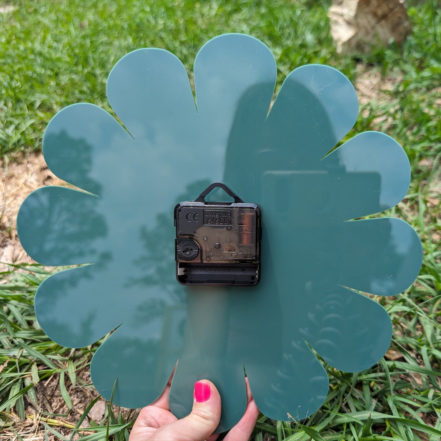 Green Daisy Wall Clock
