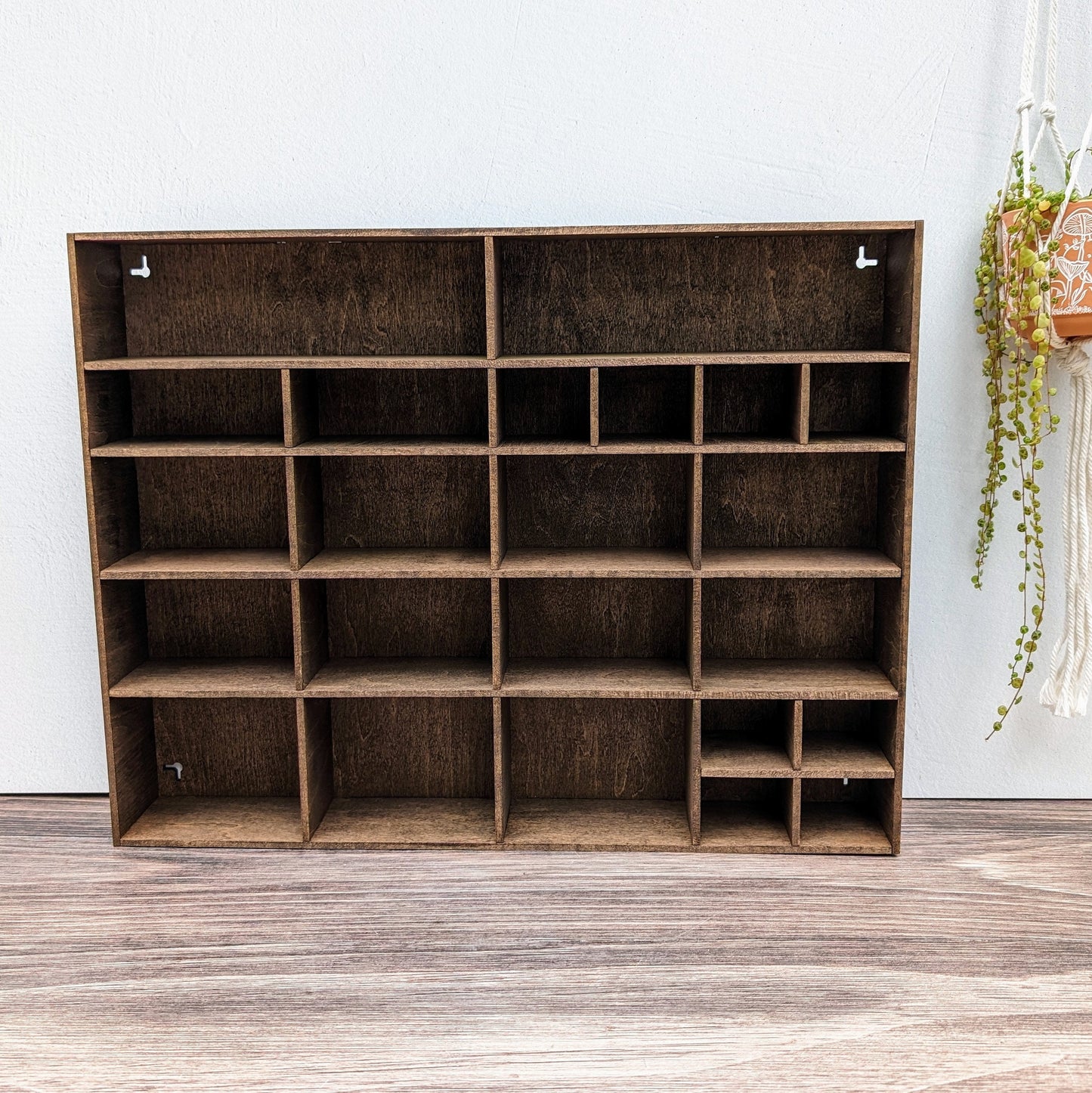 Curio Shelf 16"x21"
