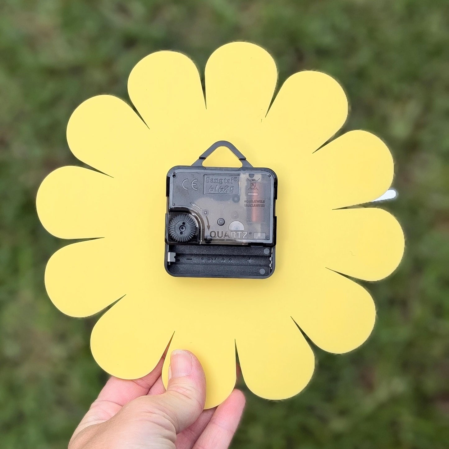 Mini Retro Vintage 1970s Inspired Daisy Wall Clock -Funky Wall Clock - Retro Clock - Flower Power -Mini Clock - Kitchen Clock - Flower Clock