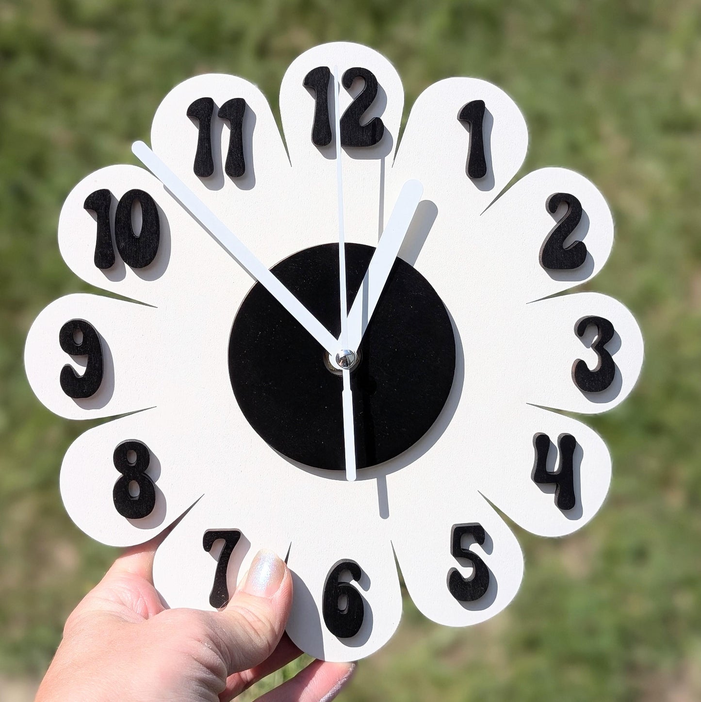 Mini Retro Vintage 1970s Inspired Daisy Wall Clock -Funky Wall Clock - Retro Clock - Flower Power -Mini Clock - Kitchen Clock - Flower Clock