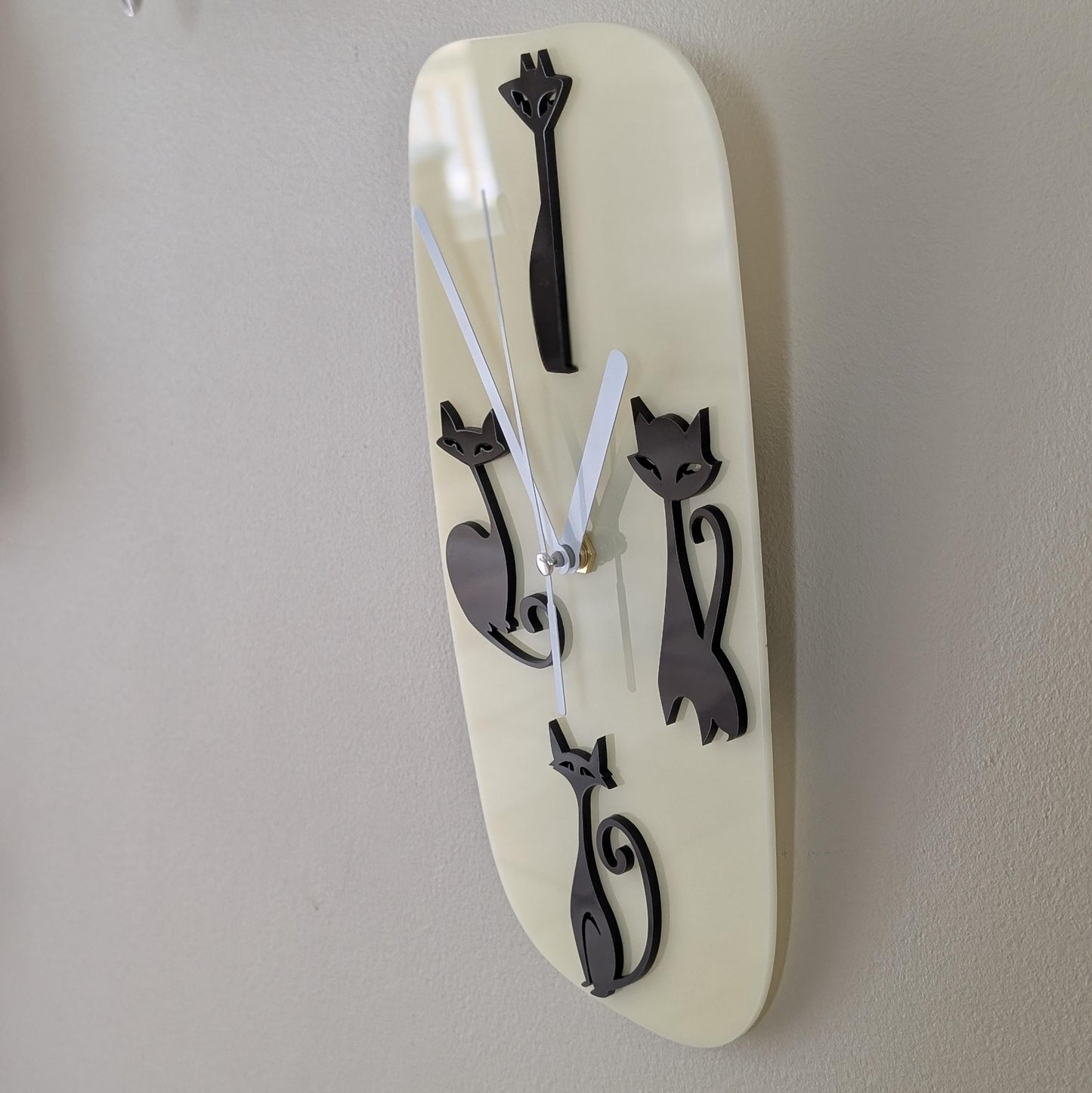 Mid Century Retro 50s Style Cat Clock - Atomic Clock - Kitchen Clock - MCM Decor - Mid Century Modern Clock -Funky Cat Clock - Diner Decor