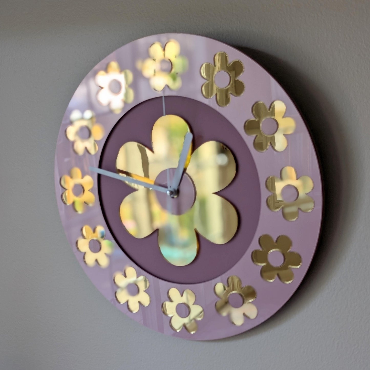 Retro Vintage 1970s Inspired Daisy Wall Clock - Funky Wall Clock - Retro Clock - Flower Power - Nursery Clock - Kitchen Clock - Flower Clock