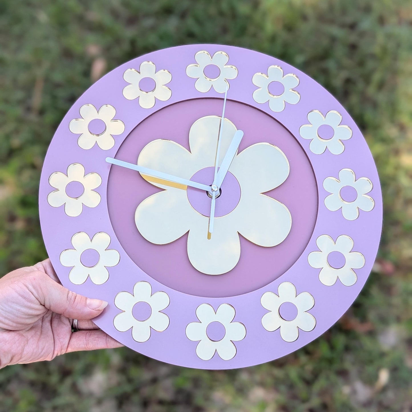 Retro Vintage 1970s Inspired Daisy Wall Clock - Funky Wall Clock - Retro Clock - Flower Power - Nursery Clock - Kitchen Clock - Flower Clock