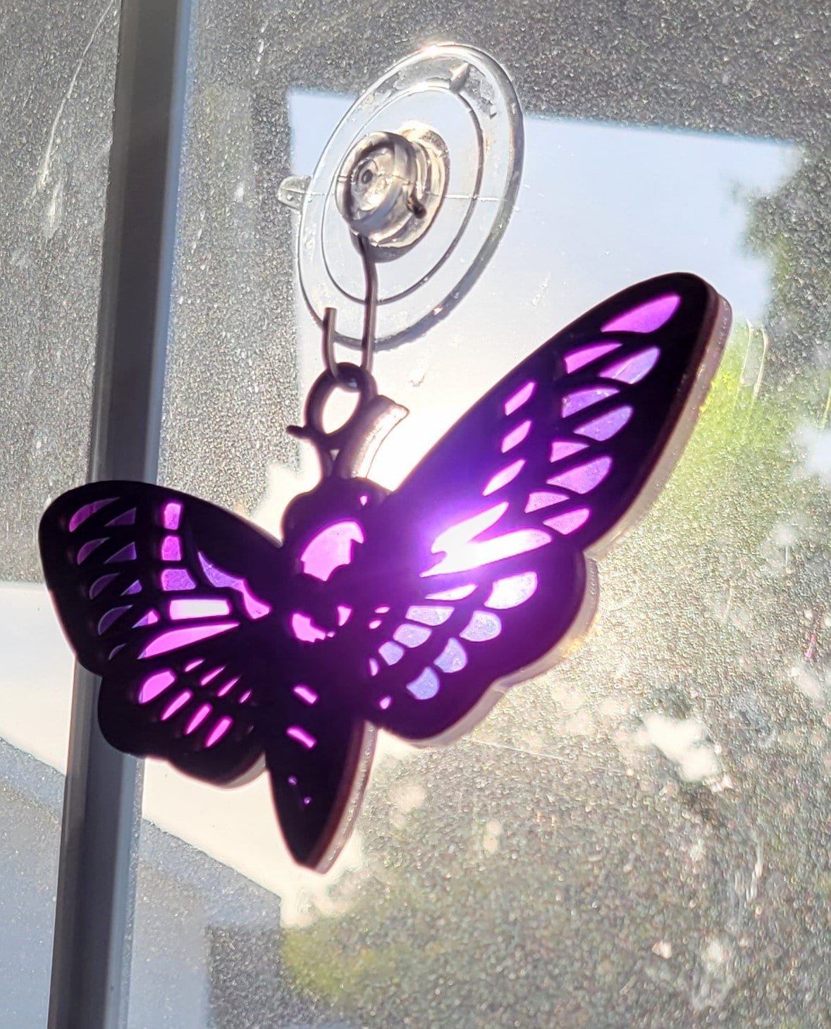 Iridescent Monstera Leaf Mandala Suncatcher - Crystal Acrylic Suncatcher - Witchy Cottagecore Plant Decor - Window Light Sun Catcher