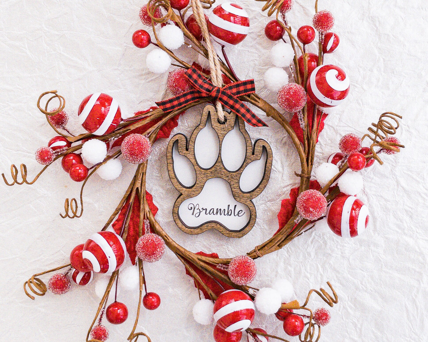 Personalized Pet Cat Name Christmas Ornament - Dog Cat Monogram Name Ornament - Cat Paw Memory Commemorative Ornament - Wooden Ornament