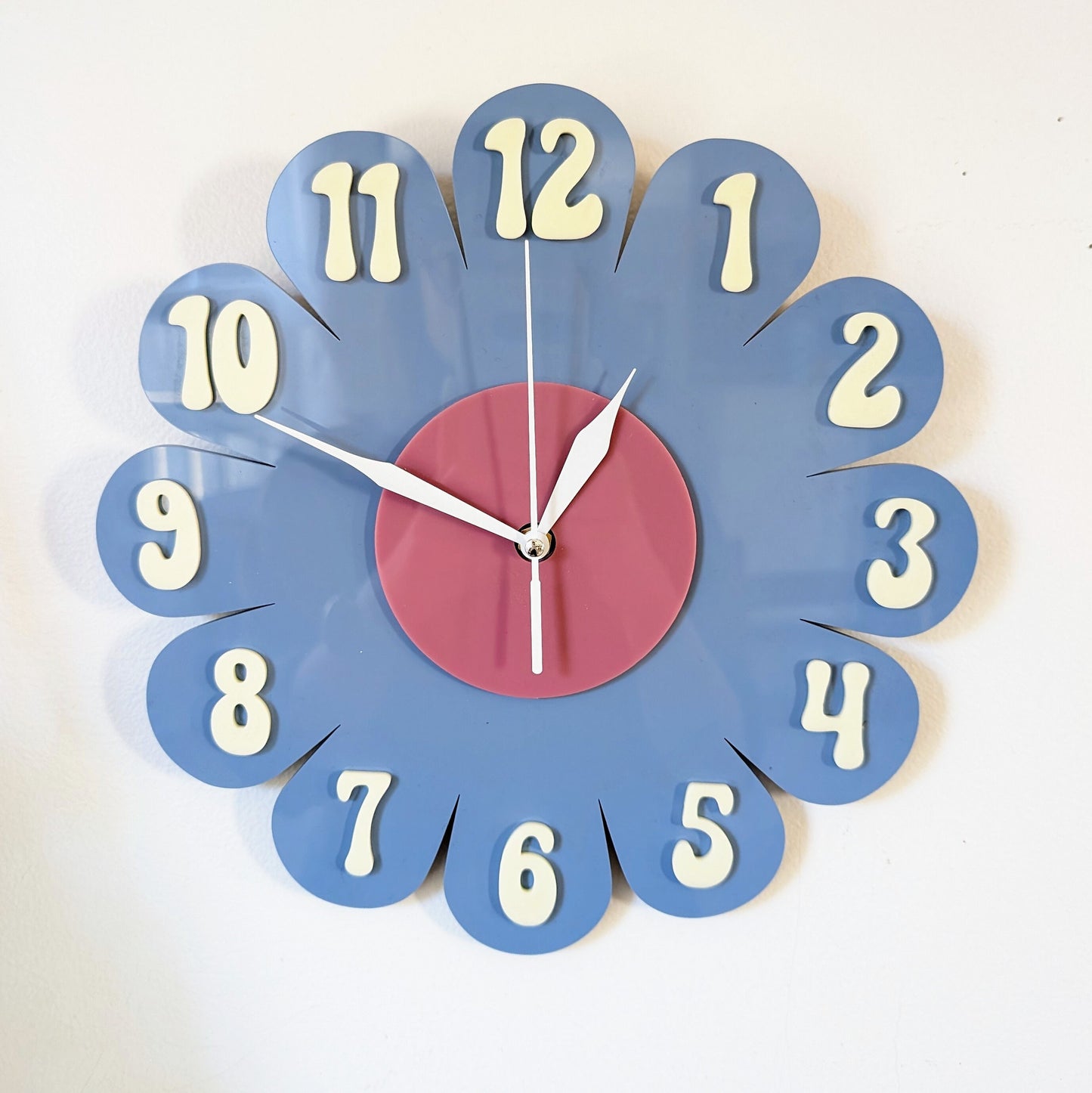 Retro Vintage 1970s Inspired Daisy Wall Clock - Funky Wall Clock - Retro Clock - Flower Power - Nursery Clock - Kitchen Clock - Flower Clock