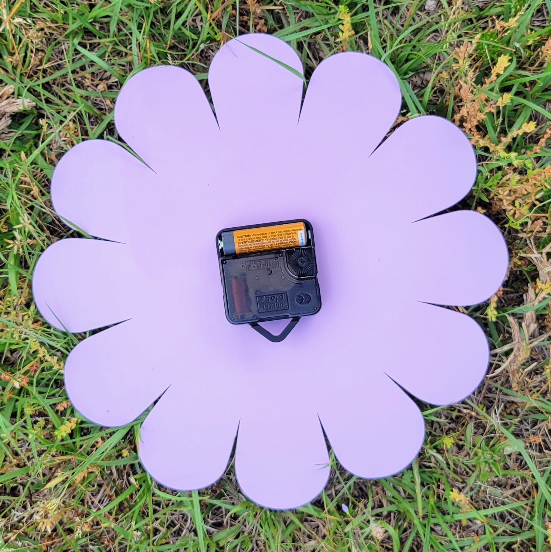 Retro Daisy Wall Clock - Funky Wall Clock - Lavender and Mint