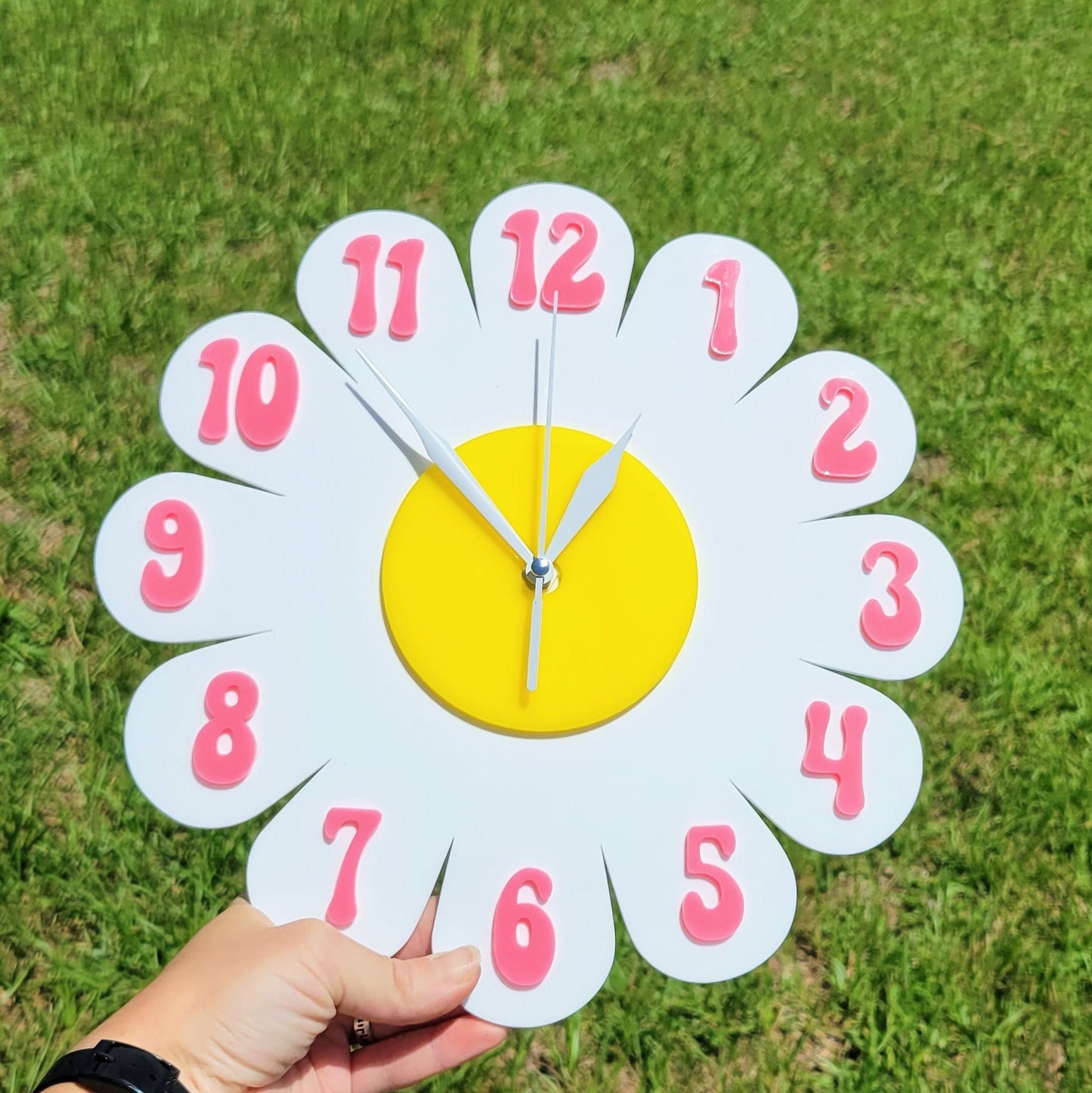 Retro Daisy Wall Clock - Funky Wall Clock - White and Pink