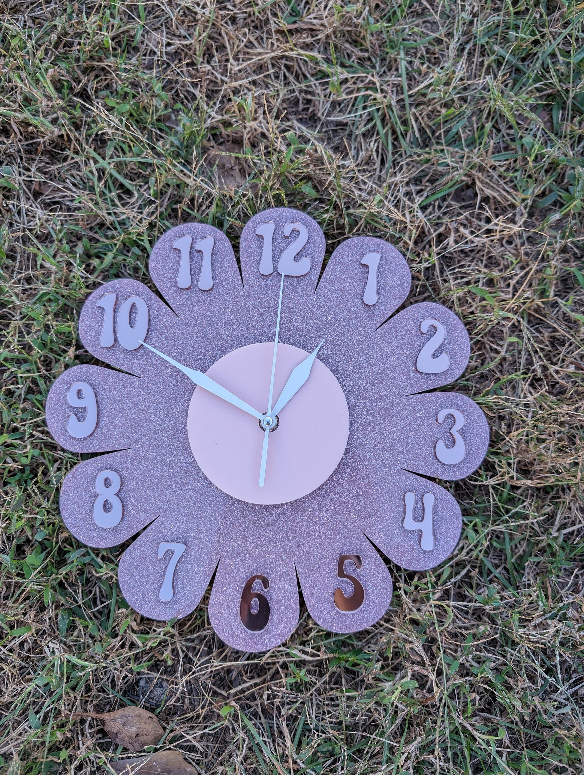 Blush Glitter Daisy Wall Clock