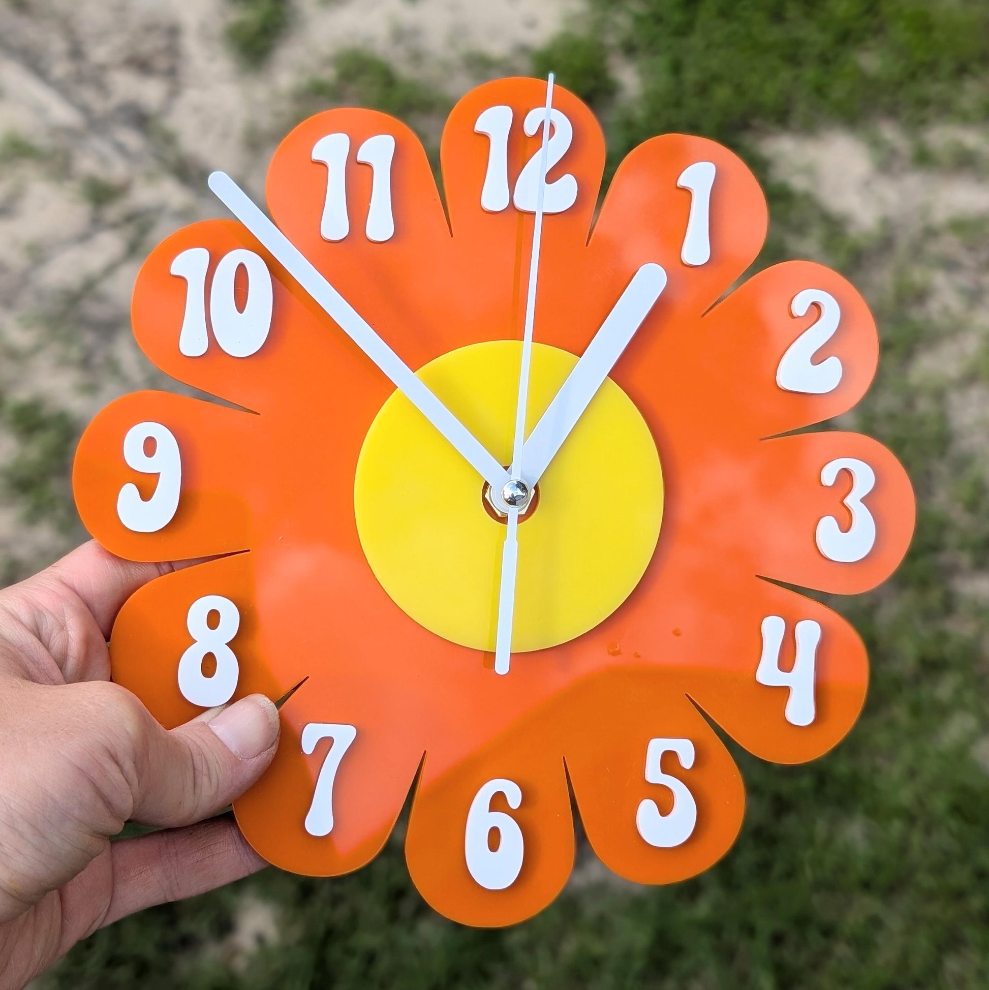 Mini Daisy Wall Clock