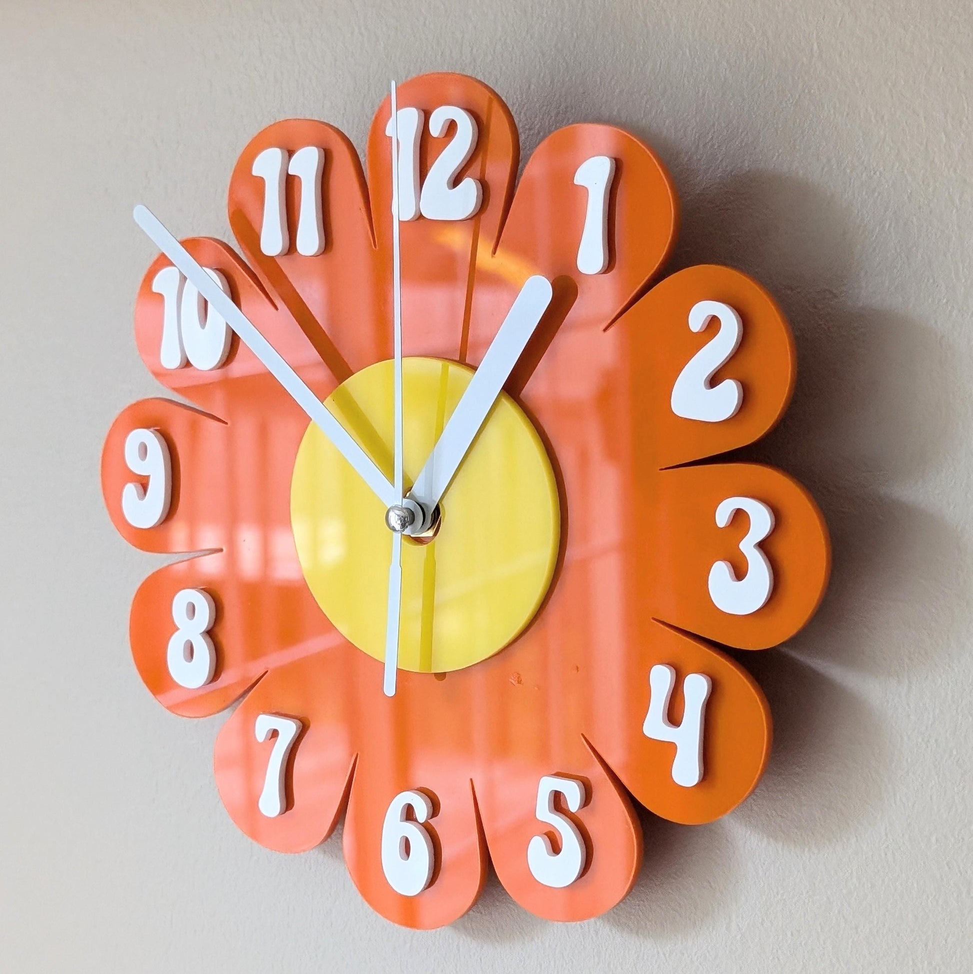 Mini Daisy Wall Clock