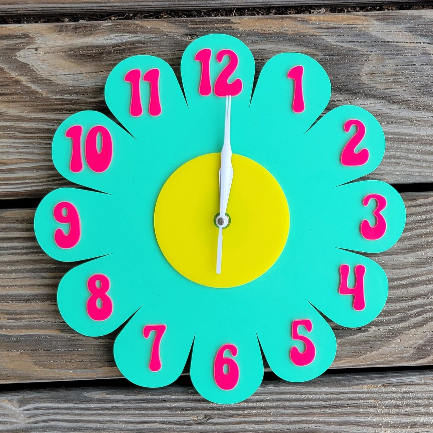 Retro Vintage 1970s Inspired Daisy Wall Clock - Funky Wall Clock - Retro Clock - Flower Power - Nursery Clock - Kitchen Clock - Pastel Clock
