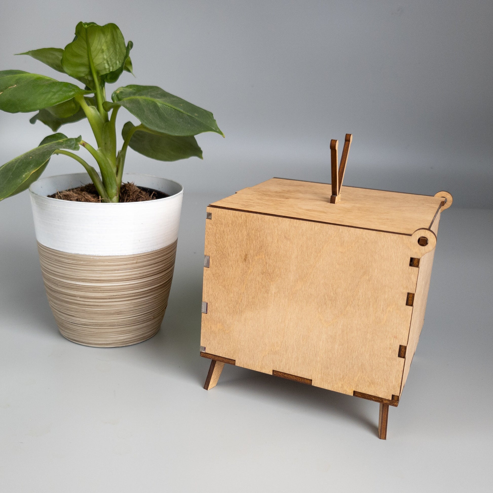 Retro TV Box - Fun Gift Box - Small Storage Box - Retro Decor - Vintage Decor - Custom Box