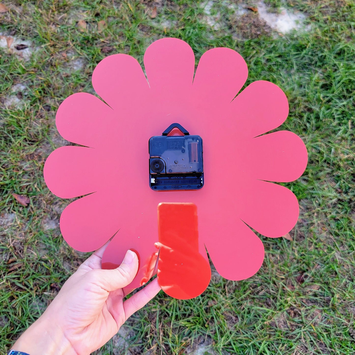 Retro Vintage 1970s Inspired Daisy Wall Clock - Funky Wall Clock - Retro Clock - Flower Power - Nursery Clock - Kitchen Clock - Pastel Clock